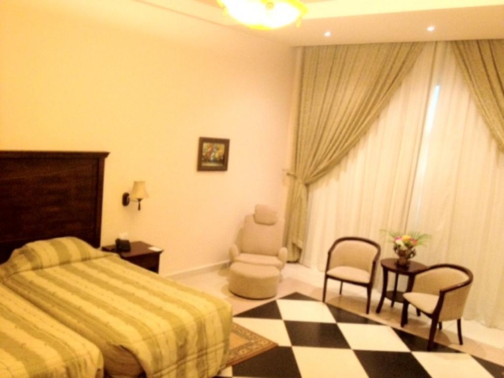 Atlantic Palace Hotel Pointe Noire Ruang foto