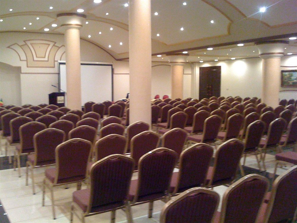 Atlantic Palace Hotel Pointe Noire Bagian luar foto